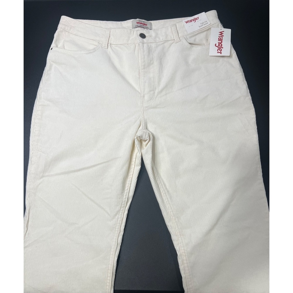 Wrangler Womens Corduroy pants NWT‎ 14x30